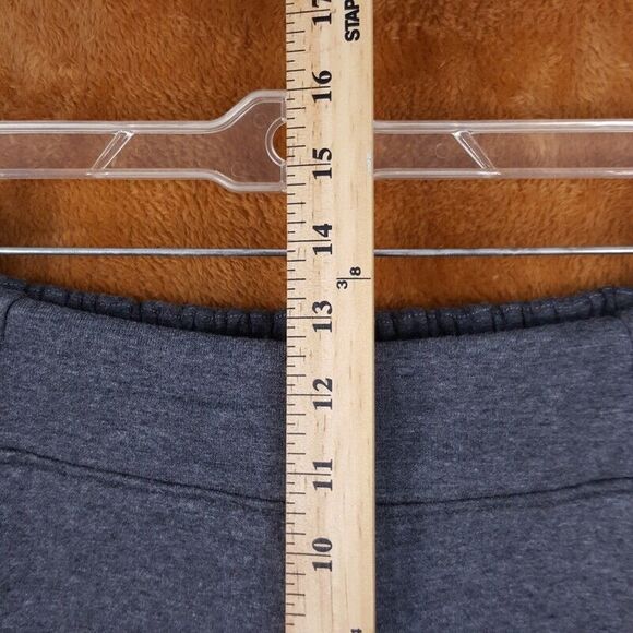 LUNYA Womens Shorts Small Gray Pull On Sweat Bermuda Pockets DOUBLE FACED $148 - Picture 9 of 11